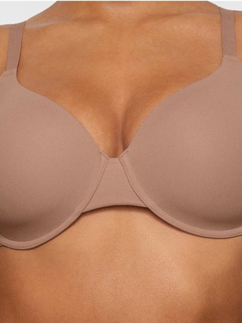 SKIMS Light Brown T-Shirt Bra - Smooth Underwire Support